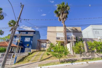 house em Rua Antônio Rosito, Lomba do Pinheiro - Porto Alegre - RS
