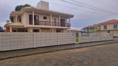 house em Rua Galvão, Carianos - Florianópolis - SC