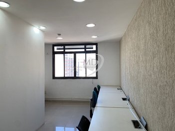 office em Avenida Ipiranga, República - São Paulo - SP