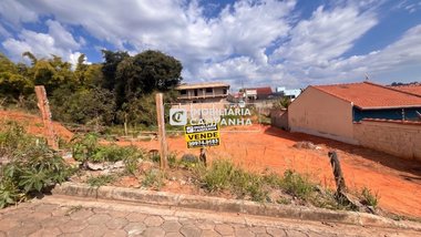 land_lot em Rua Celso Gomes da Silva, Santa Tereza - Campanha - MG