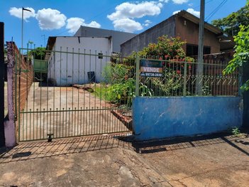 land_lot em Rua Venezuela, Jardim Alvorada - Maringá - PR