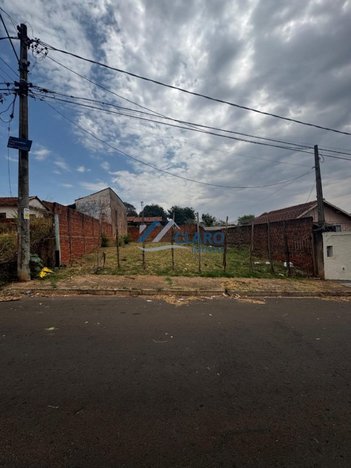 land_lot em Rua Joaquim Antônio Vieira, Jardim Prudência - Bauru - SP