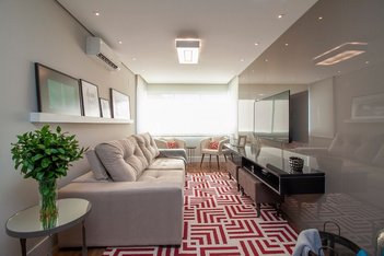 apartment em Rua Jalmar Azambuja Diniz, Jardim Itu - Porto Alegre - RS