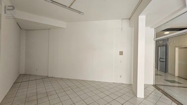 office em Rua dos Lagos, Aririú - Palhoça - SC