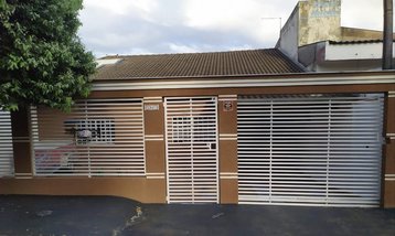 house em Rua Maximina Pereira de Souza, Cafezal - Londrina - PR