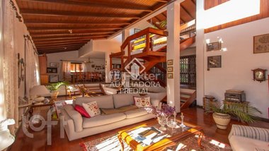 house em Rua Doutor Barbosa Gonçalves, Chácara das Pedras - Porto Alegre - RS