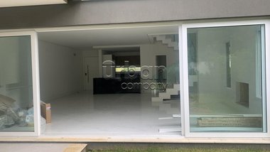 house em Rua Doutor Ney de Castilhos Ferreira, Pedra Redonda - Porto Alegre - RS