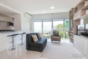 apartment em Avenida Coronel Lucas de Oliveira, Mont Serrat - Porto Alegre - RS