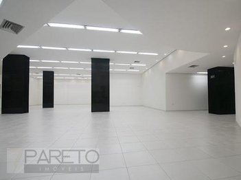 business em Avenida Getúlio Vargas, Savassi - Belo Horizonte - MG