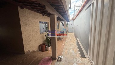 house em Rua Espírito Santo, Tereza Cristina - São Joaquim de Bicas - MG