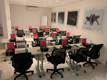 office em Andréa Paulinetti, Jardim das Acácias - São Paulo - SP