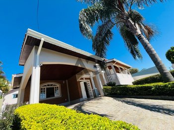 house em Rua Francisco Antonio Tozzi, Jardim Estância Suíça - Serra Negra - SP