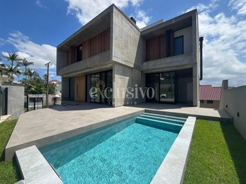 house em Rua Aldo Luz, Itaguaçu - Florianópolis - SC