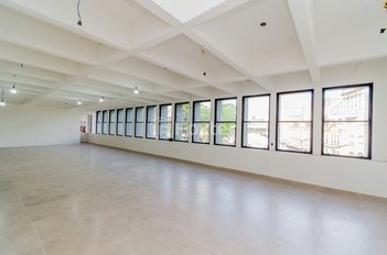office em Praça Quinze de Novembro, Centro Histórico - Porto Alegre - RS