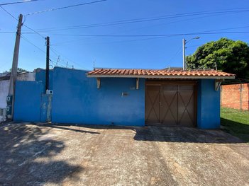 house em Avenida Cláudio Ferreira Cesário, Jardim Monte Mor - Botucatu - SP