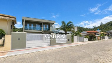 house em Rua Demétrio P. S. Medeiros, Ressacada - Itajaí - SC