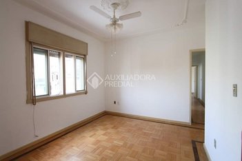 apartment em Rua Vigário José Inácio, Centro Histórico - Porto Alegre - RS