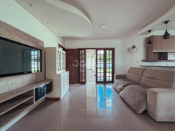 house em Rua Camarinhas, Campeche - Florianópolis - SC