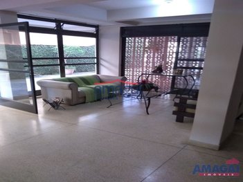 apartment em Rua Doutor Waldemar Berardinelli, Centro - Jacareí - SP