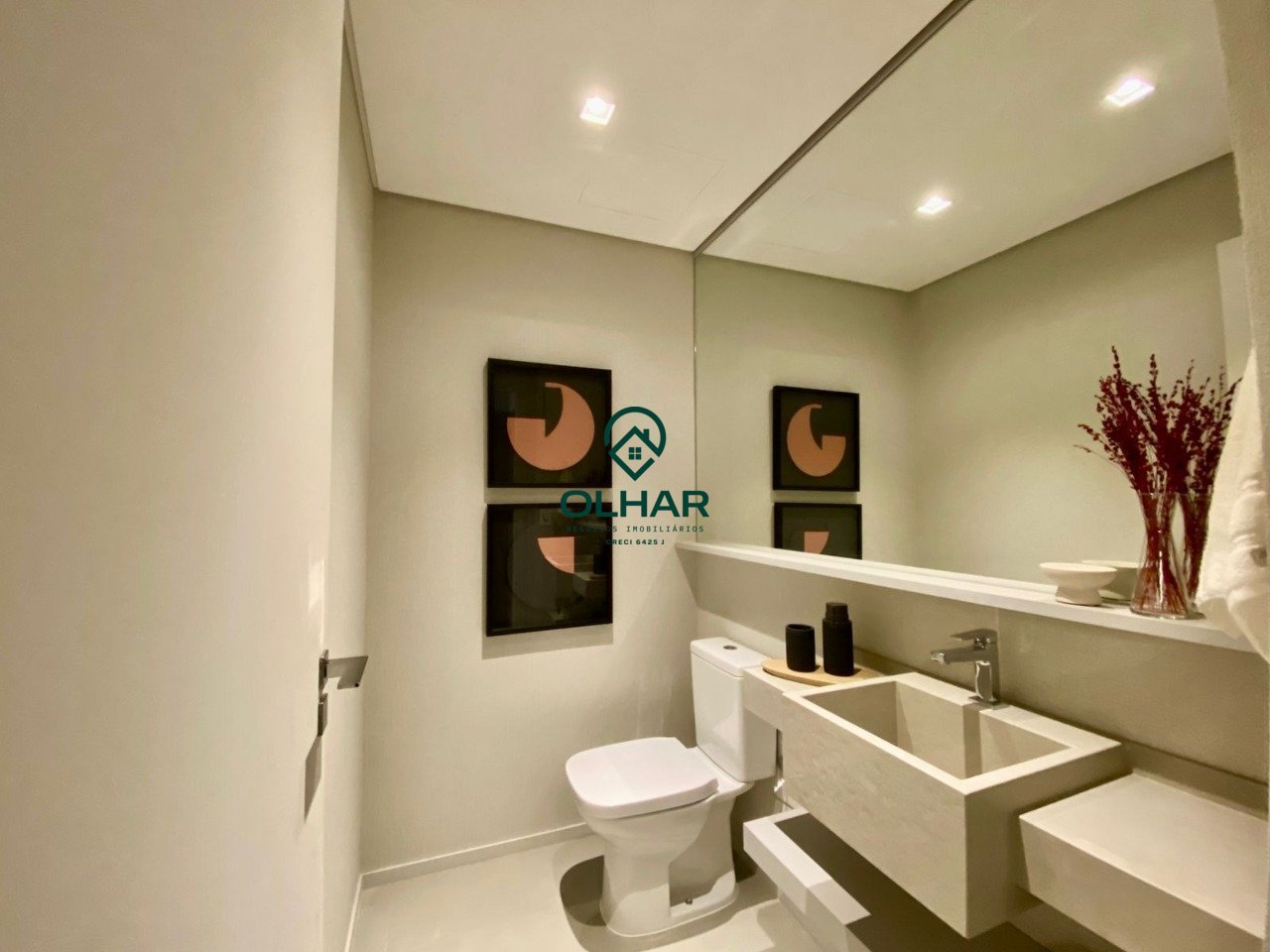 WhatsApp Image 2025-12-02 at 17.25