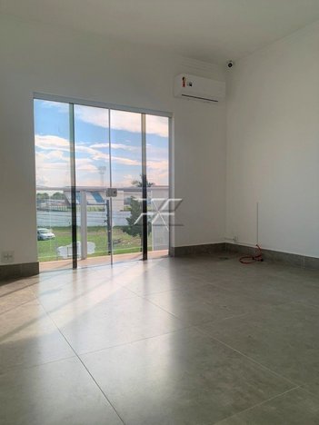 business em 09 Cj, Cidade Jardim - Rio Claro - SP