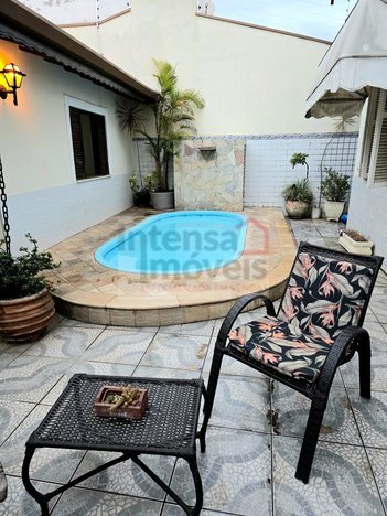 house em Rua Professor Luiz Gonzaga de Carvalho, Vila Santa Isabel - Taubaté - SP