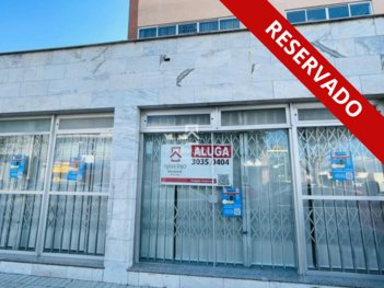business em Rua Doutor Marcelino Nogueira, Centro - São José dos Pinhais - PR