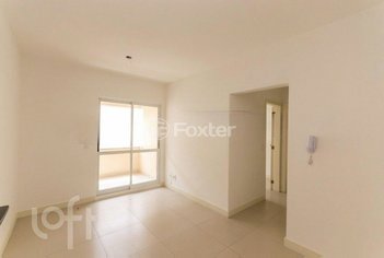 apartment em Rua Roque Calage, Passo da Areia - Porto Alegre - RS