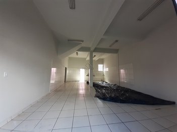 business em Conde de Serra Negra, Vila Maria - Botucatu - SP