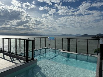 apartment em Estrada Haroldo Soares Glavan, Cacupé - Florianópolis - SC