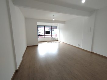 office em Rua Rui Barbosa, Centro - Farroupilha - RS