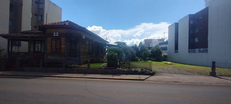 Cômodo Condomínio