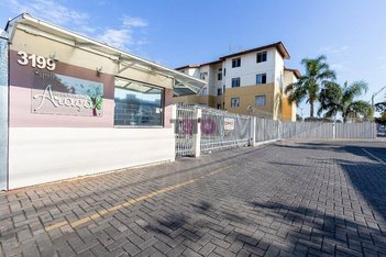 apartment em Rua Eduardo Pinto da Rocha, Sítio Cercado - Curitiba - PR