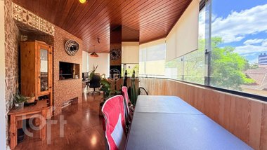 apartment em Rua Madre Bárbara Maix, Jardim Itu - Porto Alegre - RS