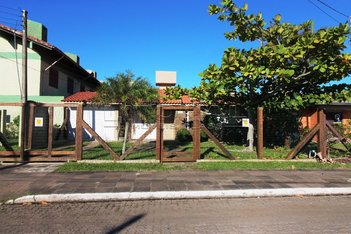 house em Rua Rio Guarita, Centro - Xangri-Lá - RS