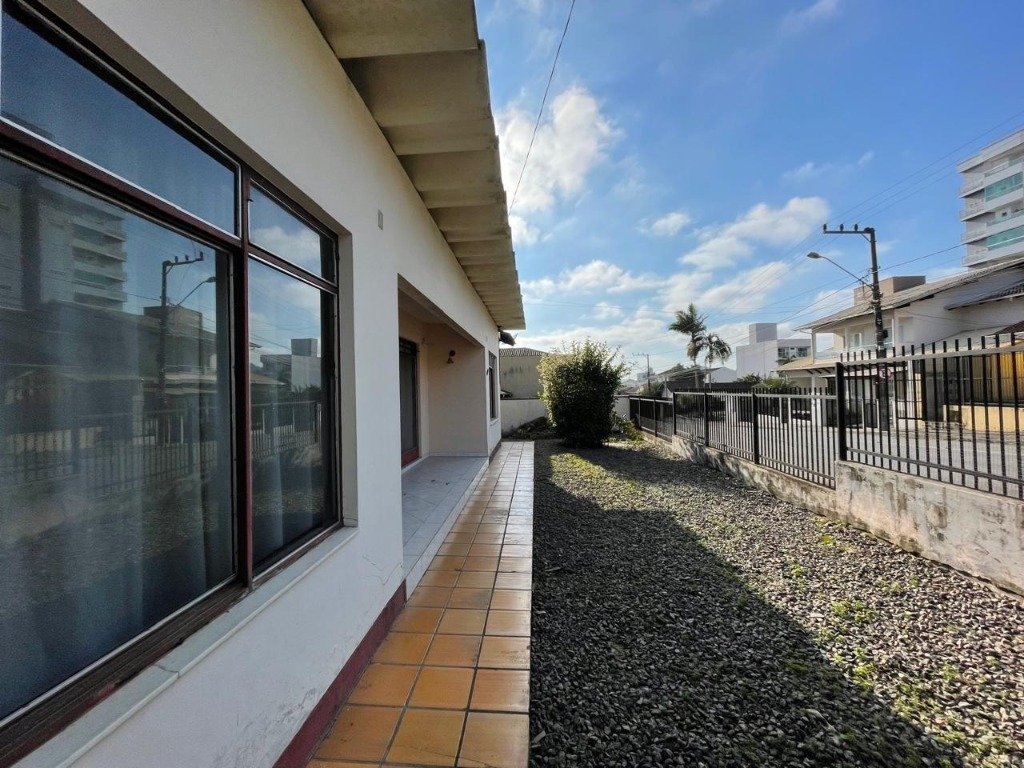 0054f8f3-bb1b-481d-bf6f-090ea83e66d5