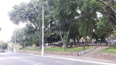 business em Avenida Teresópolis, Teresópolis - Porto Alegre - RS