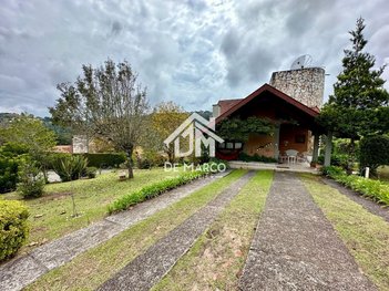 house em Avenida Eduardo Moreira da Cruz, Imbiry - Campos do Jordão - SP