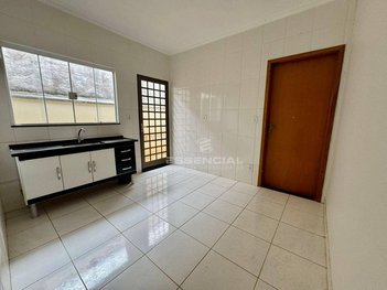 house em Rua Thomaz Matheus Filho, Jardim Itamarati - Botucatu - SP