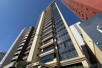 apartment em Avenida Visconde de Guarapuava, Batel - Curitiba - PR