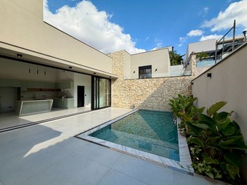 house em Avenida Engenheiro Alberto Morato Krahenbuhl, Morato - Piracicaba - SP