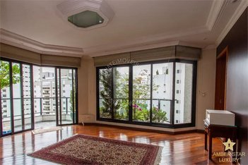 apartment em Rua Escobar Ortiz, Vila Nova Conceição - São Paulo - SP