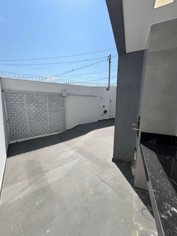 house em Avenida Campos Gerais, Parque Xangri-Lá - Contagem - MG