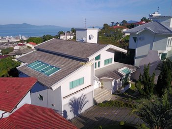 house em Rua das Laranjeiras, Bosque das Mansões - São José - SC