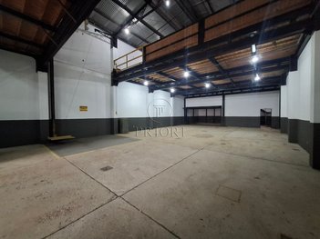 industrial em Rua Conselheiro Travassos, São Geraldo - Porto Alegre - RS
