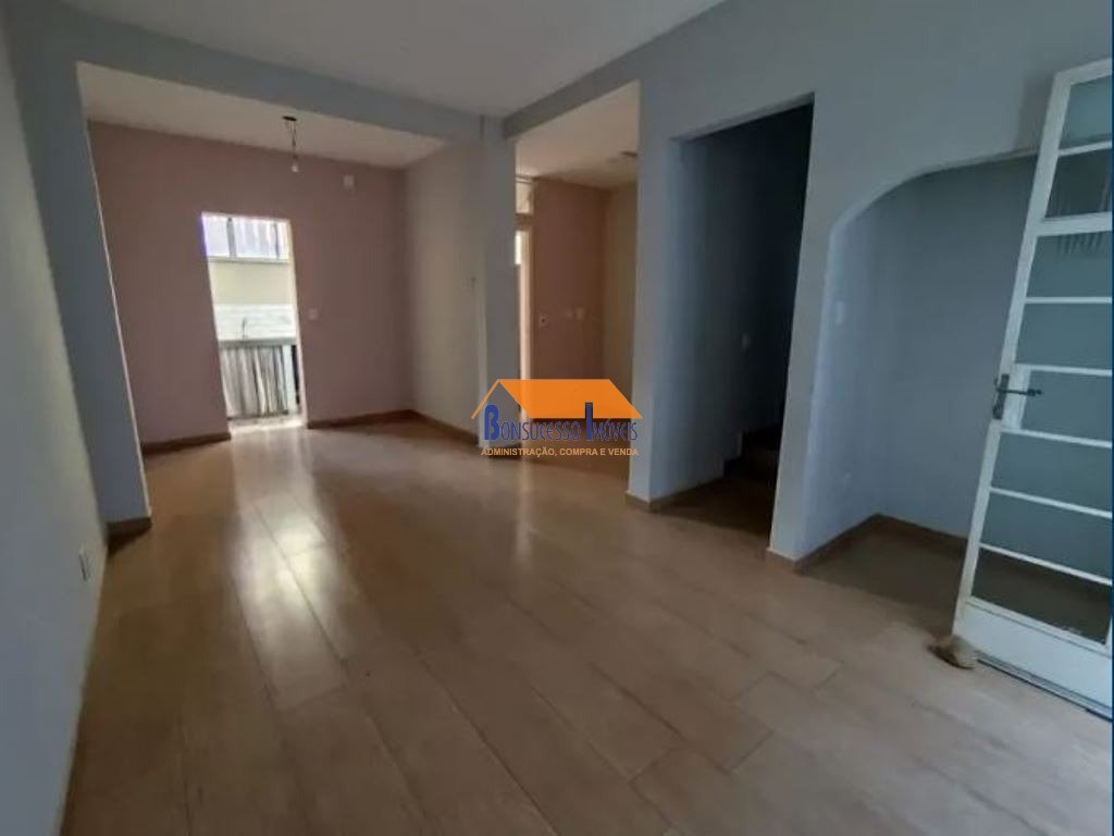 Casa com 2 quartos — Alto Caiçaras, Belo Horizonte