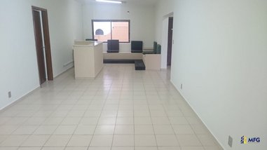 commercial_building em Rua Satyro Vieira Barbosa, Jardim Faculdade - Sorocaba - SP