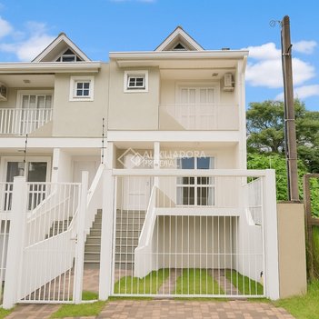 house em Rua Claudio da Silva Pinto, Espírito Santo - Porto Alegre - RS