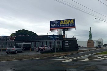 commercial_building em Rua Adamastor Pirschner, Jardim Santa Clara do Lago I - Hortolândia - SP