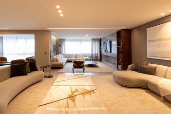 apartment em Avenida Visconde de Guarapuava, Batel - Curitiba - PR